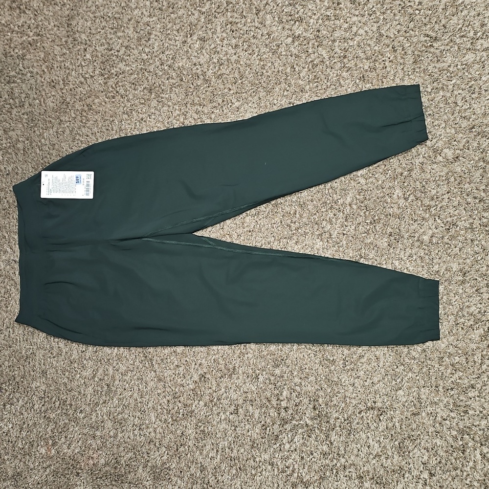 Lululemon Adapted State HR Jogger. NWTS, Rainforest Green! Sz 6
